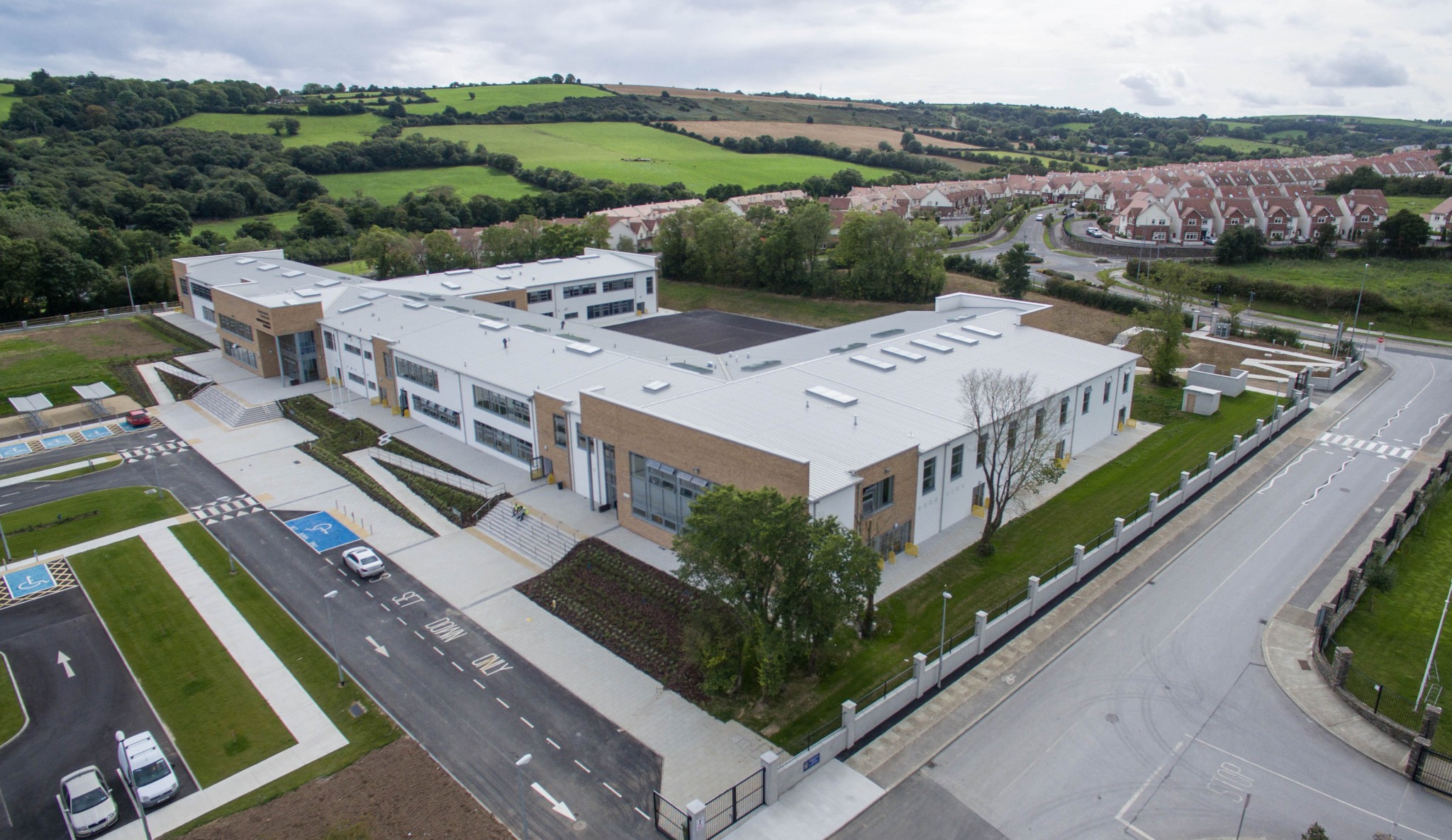 ABM completes 600 pupil school in Carrigaline