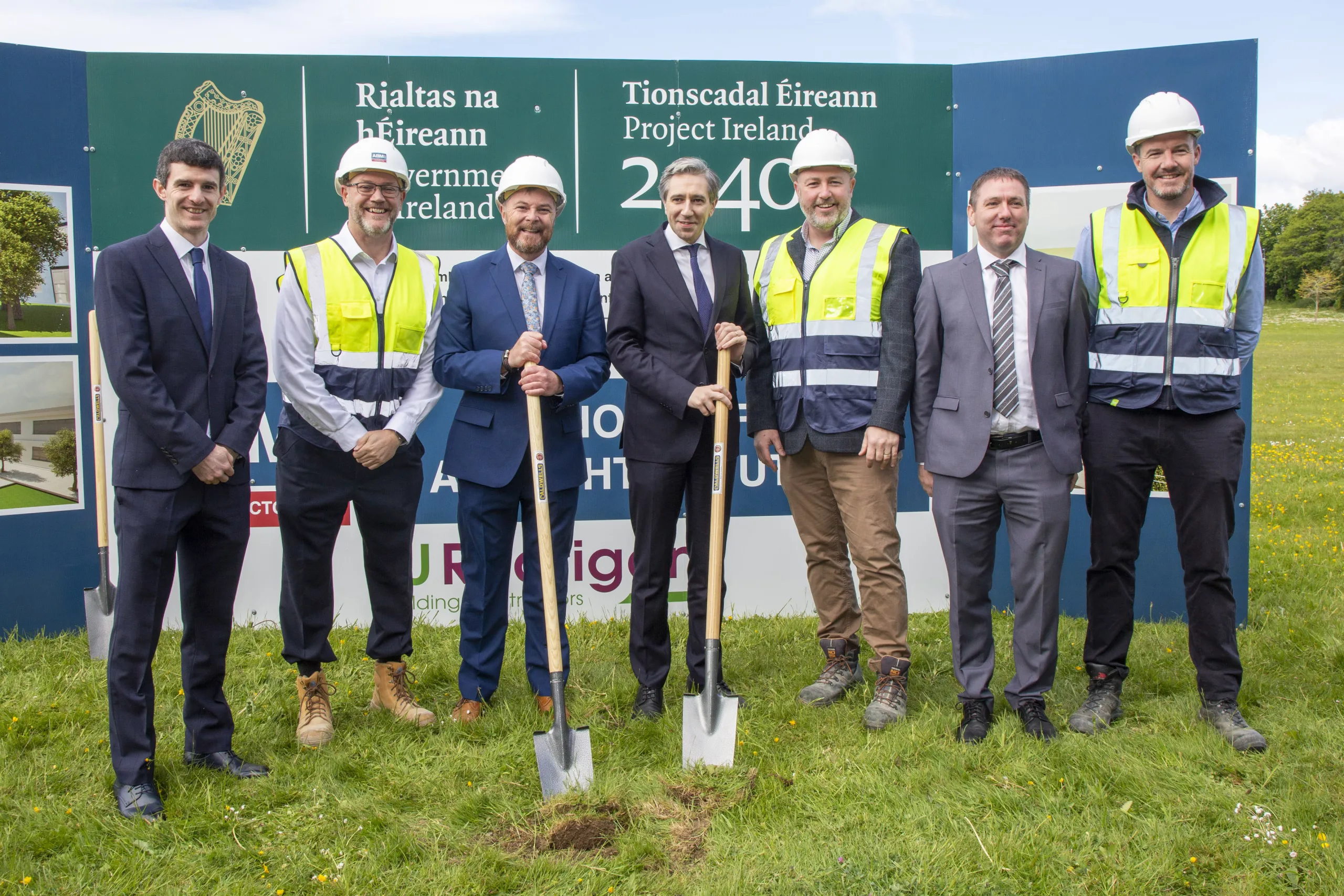 Tánaiste Attends Sod Turning Ceremony